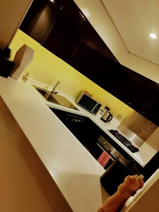 Luxury 1Br Majestine Apartment Dubai 0*,  United Arab Emirates
